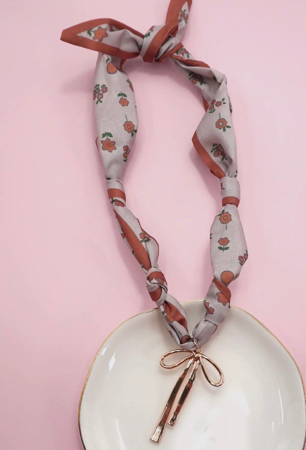 Scarf necklace