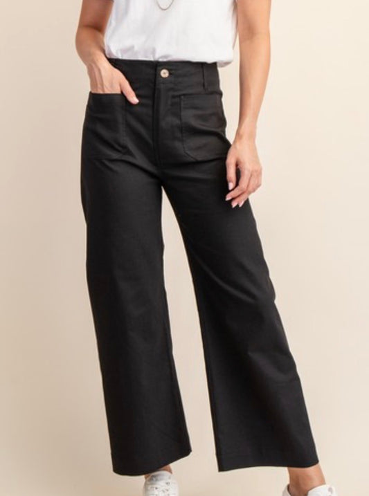 Black cropped pants