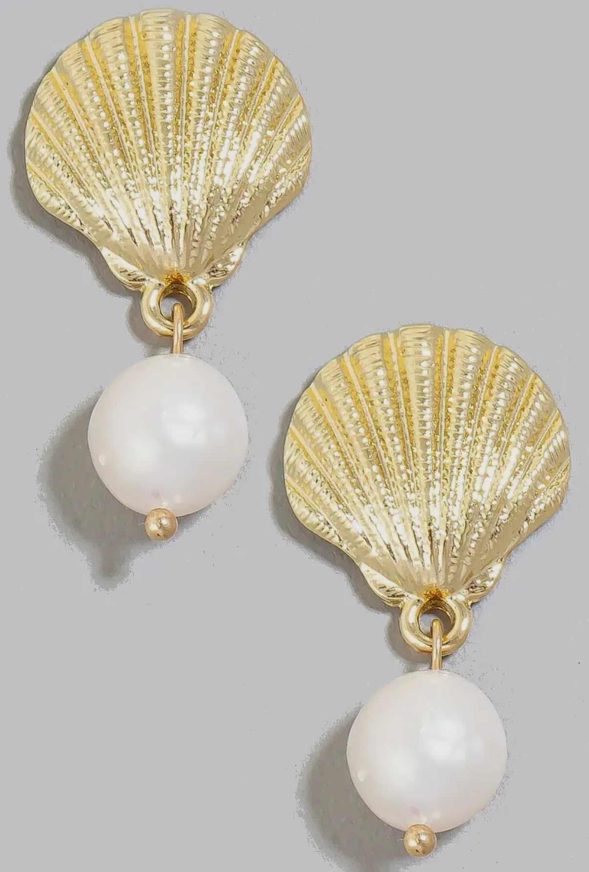 Gold seashell and pearl earrings