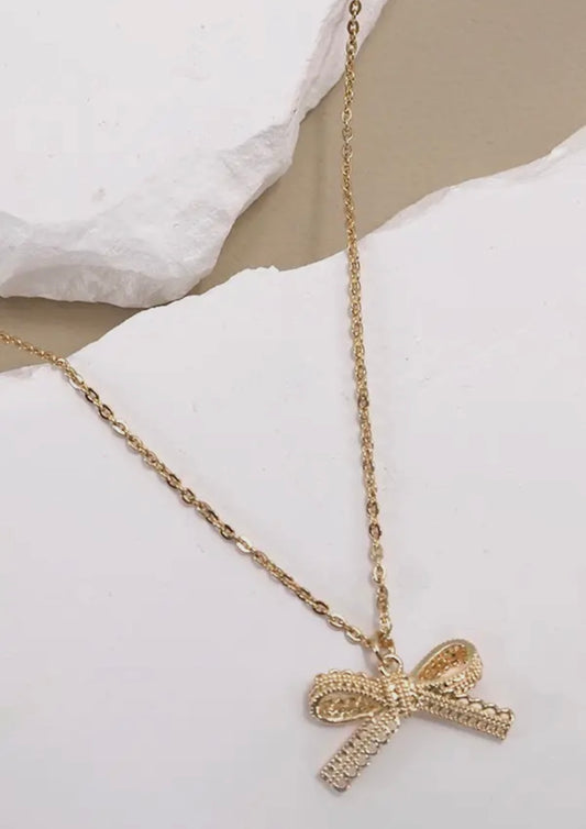 Ribbon bow necklace