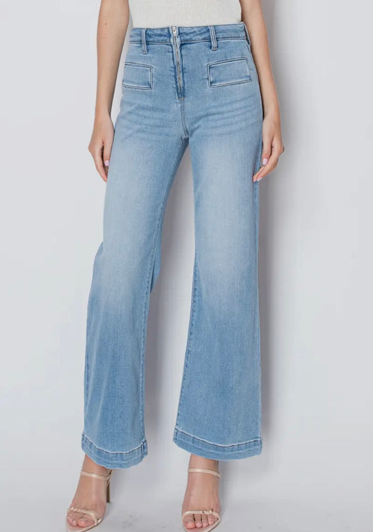 Light wash zip up jeans
