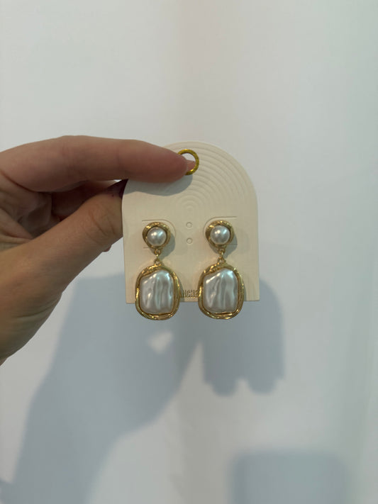 Gold pearl drop earrings
