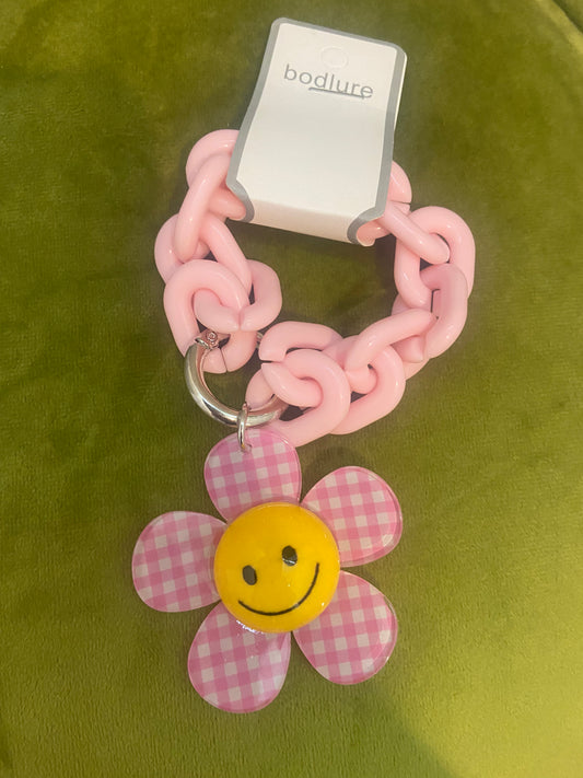 Smiley flower keychain